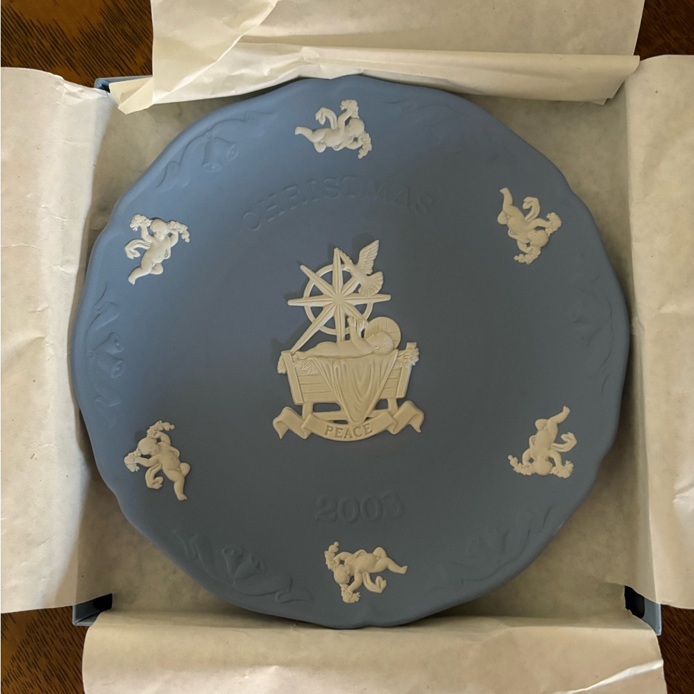 Wedgwood 2003 Collectors plate.